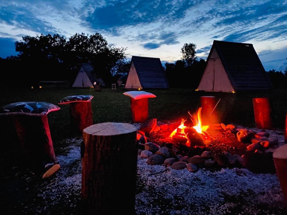 Greenvalleyglamping Sesce Pri Preboldu Bagian luar foto