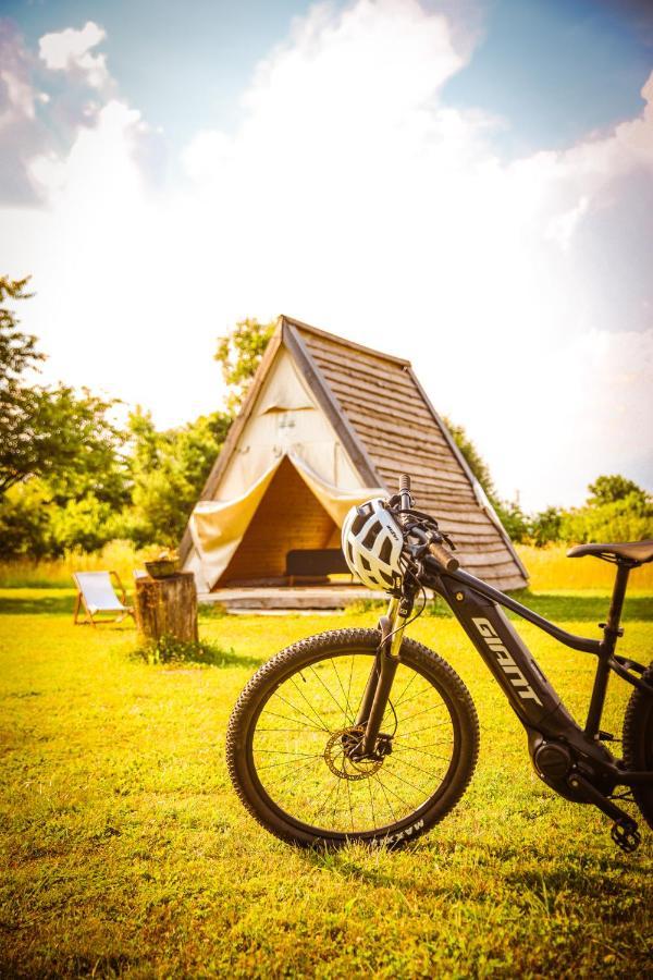 Greenvalleyglamping Sesce Pri Preboldu Bagian luar foto