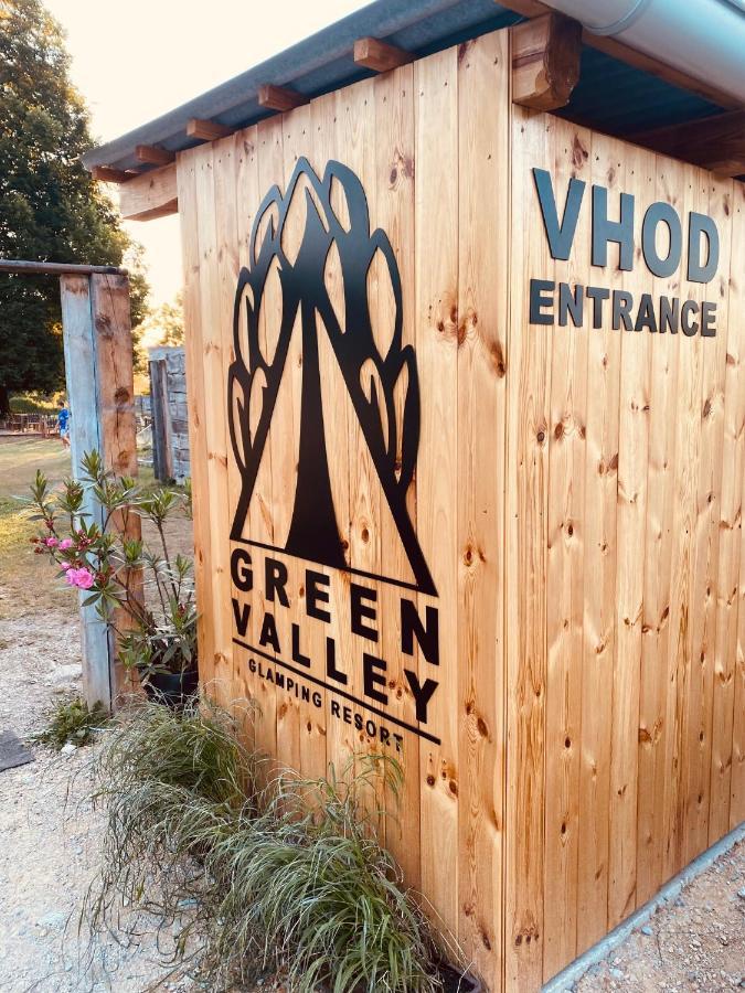Greenvalleyglamping Sesce Pri Preboldu Bagian luar foto