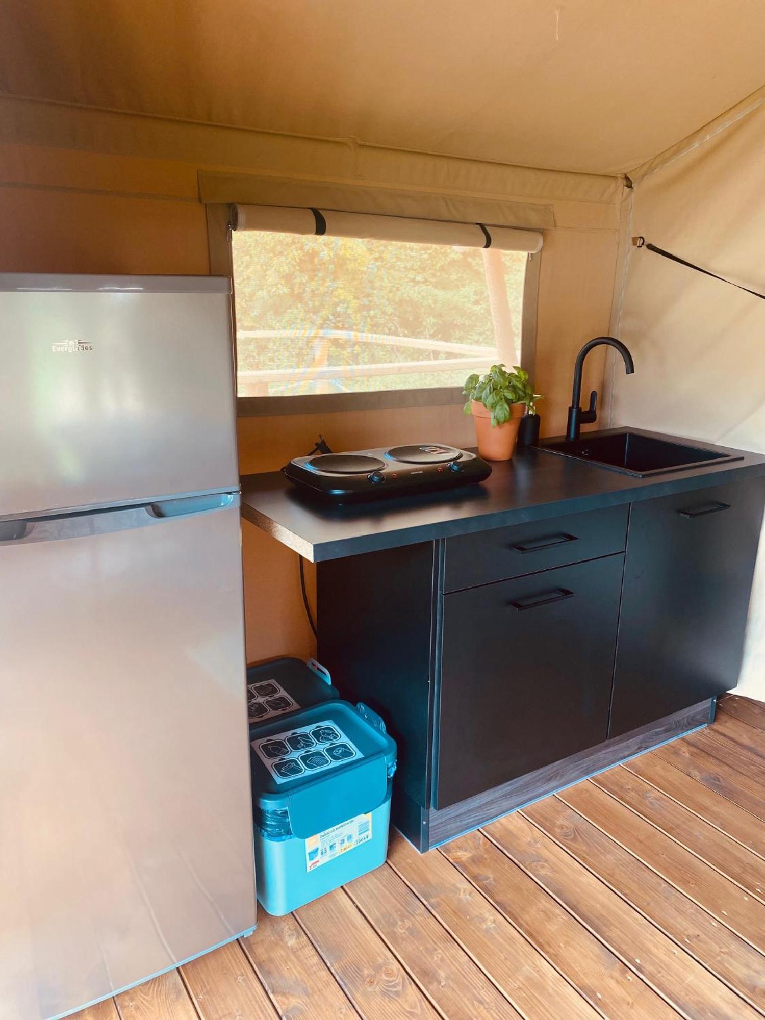 Greenvalleyglamping Sesce Pri Preboldu Bagian luar foto